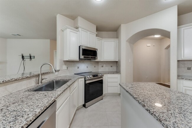 Building Photo - 5610 Stockport Drive