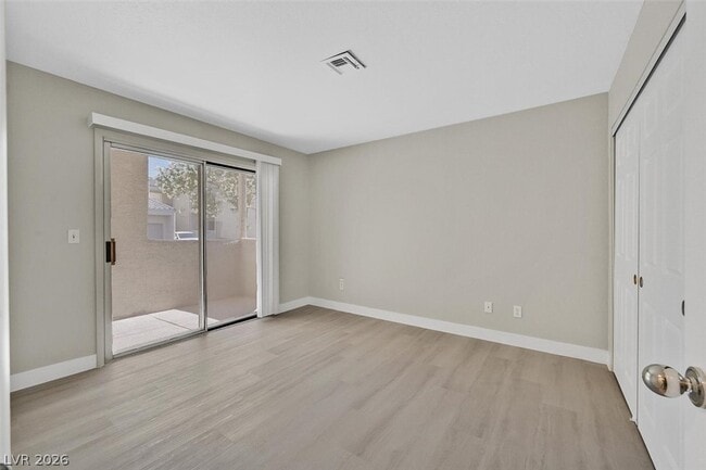 Building Photo - 6250 W Flamingo Rd