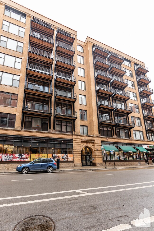 Building Photo - 625 W Jackson Blvd