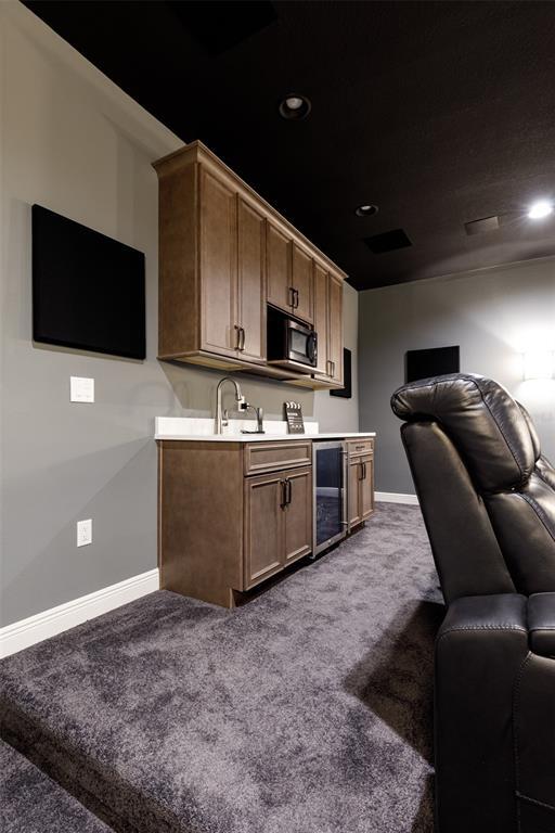 Building Photo - 10605 Midview Terrace