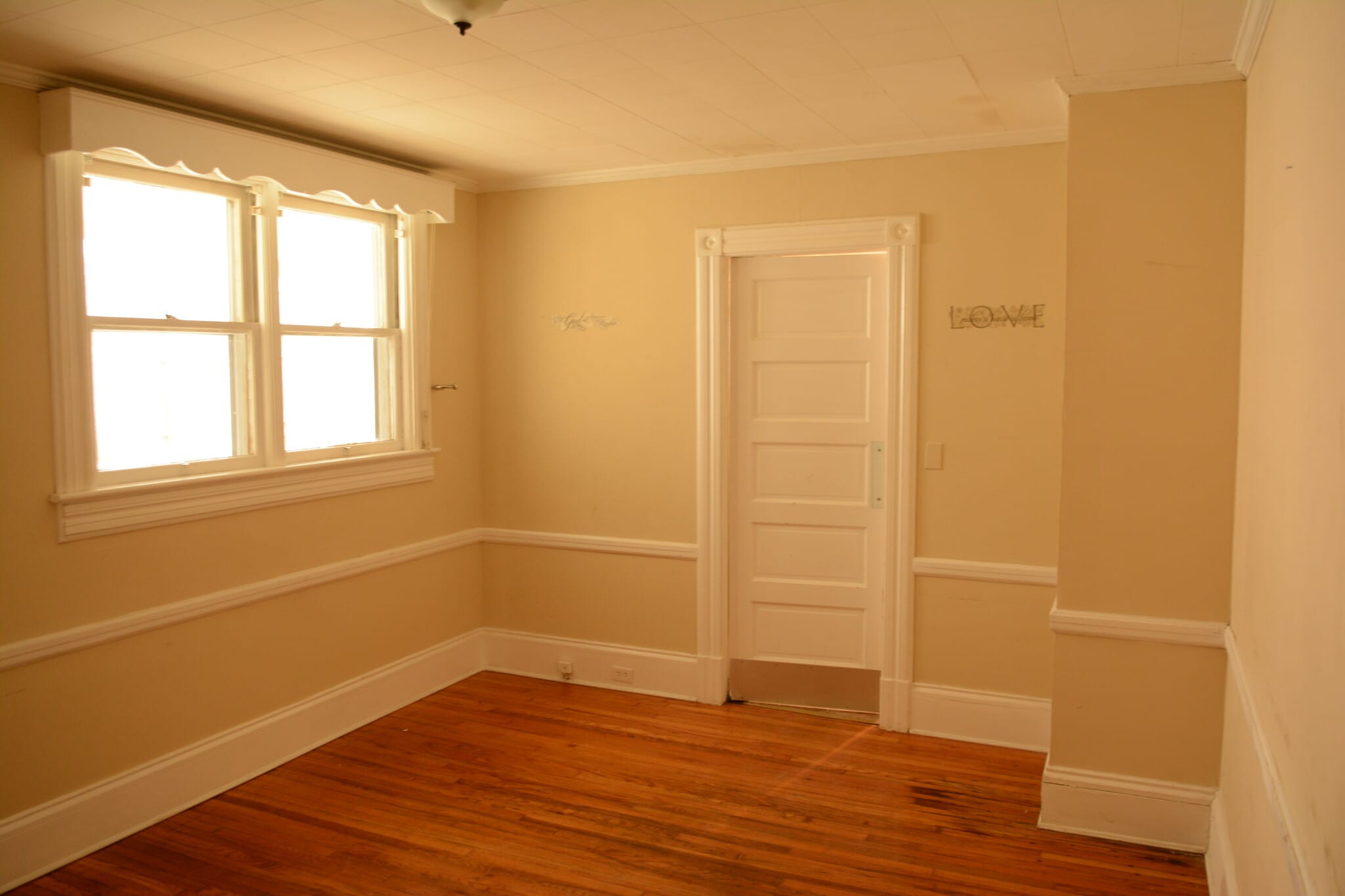 Dining Room - 675 Spring Garden St