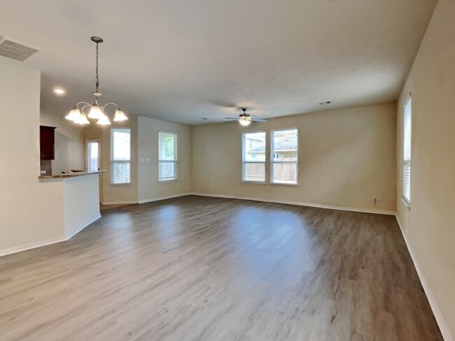 Building Photo - 30730 Gardenia Trace Dr