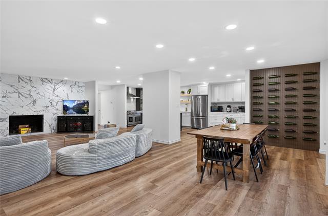 Building Photo - 6873 Greenwich Ln