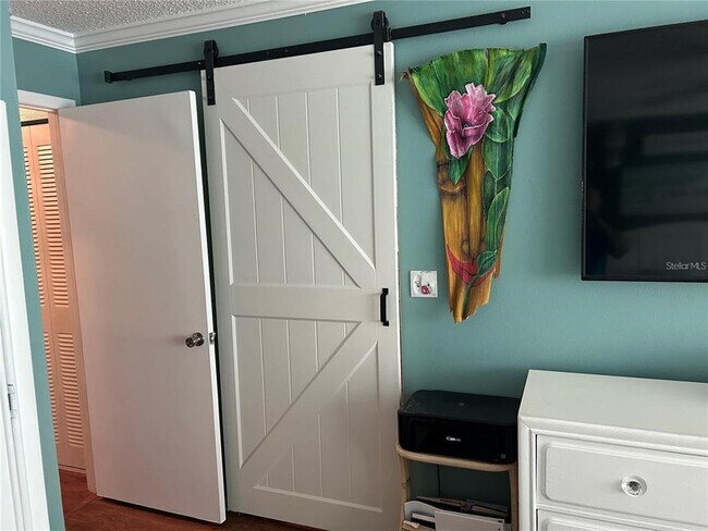 Building Photo - 6190 80th St N