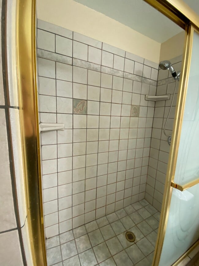 Building Photo - 68-3883-3883 Lua Kula St