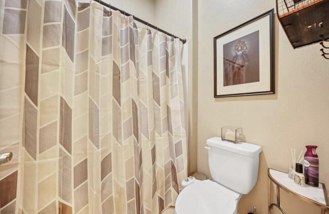 Building Photo - 31715 Avenida Alvera