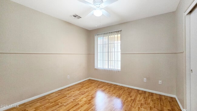 Building Photo - 10454 W Pasadena Ave