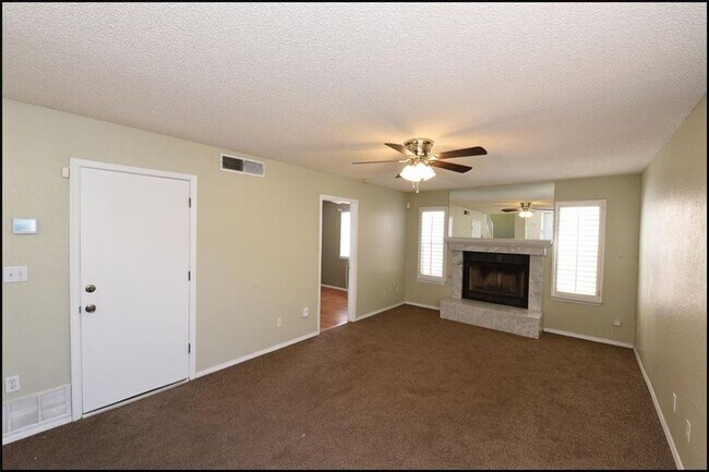 Building Photo - 11466 Napolske Ct