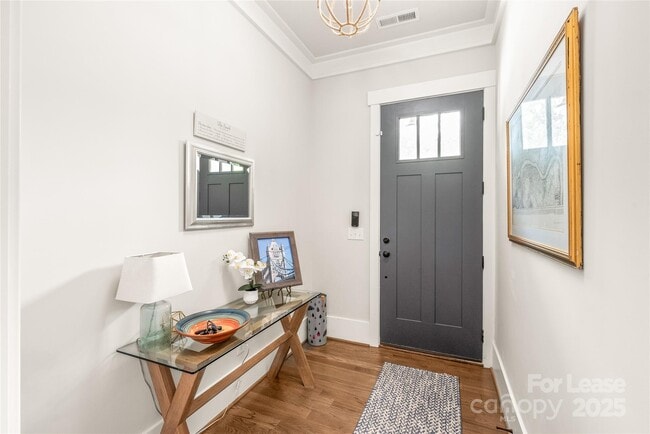 Building Photo - 5210 Kelly St