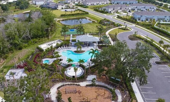 Building Photo - 15077 Shady Palms Ln