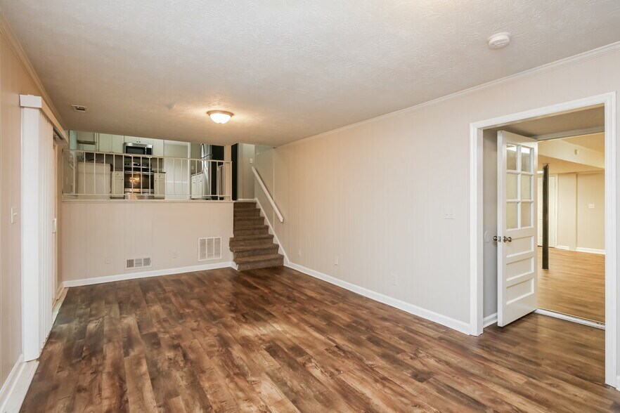Building Photo - 2264 Old Concord Dr SE