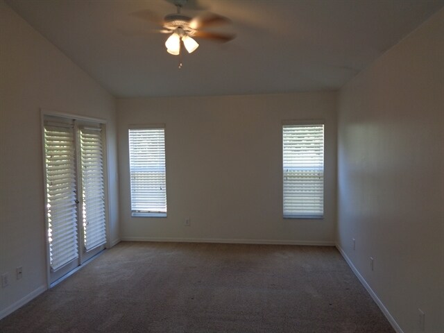 Building Photo - 7752 Blue Spring Dr
