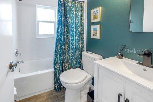 Building Photo - 6990 Place De La Paix