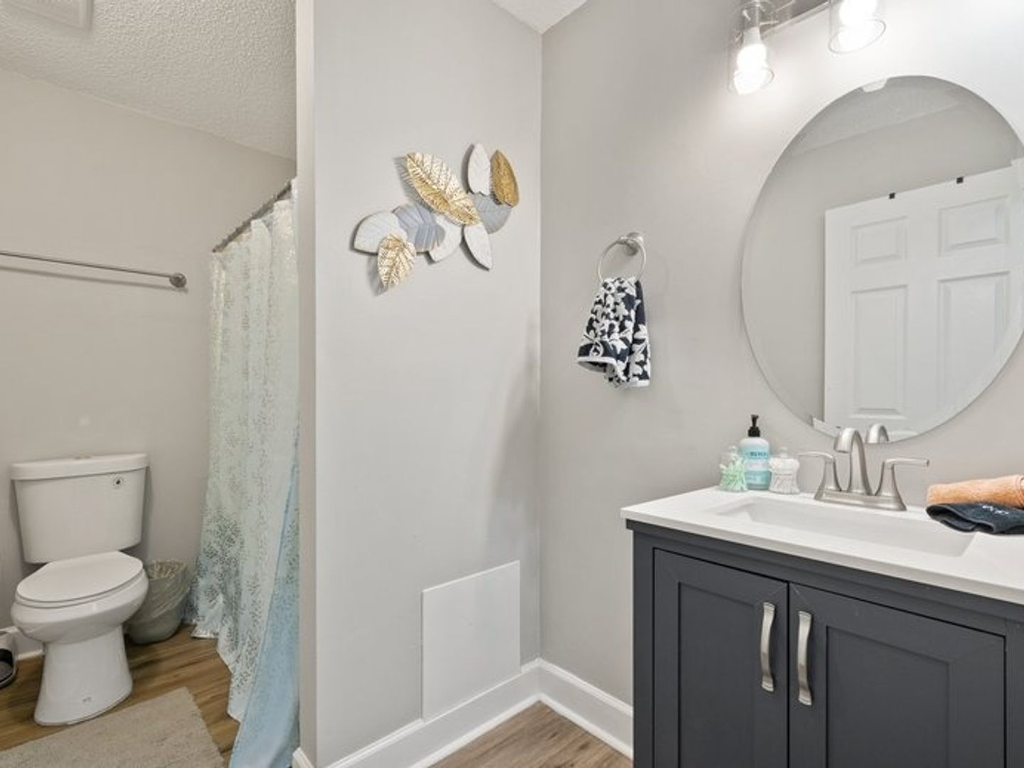 Building Photo - 524 Branch St