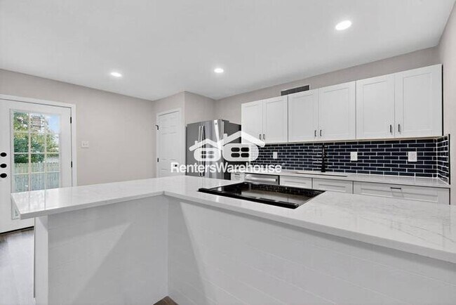 Building Photo - Completely Refreshed and ready for Move IN