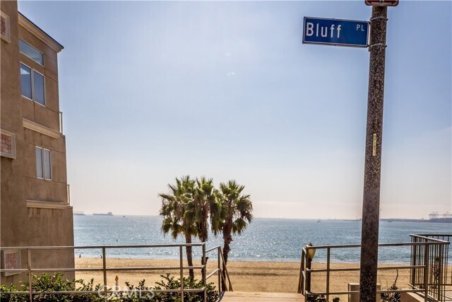 Building Photo - 1616 E Ocean Blvd