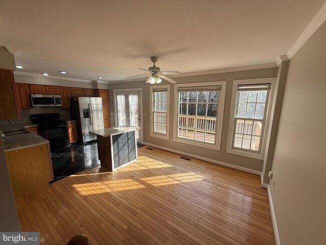 Building Photo - 4029 Dogberry Ln