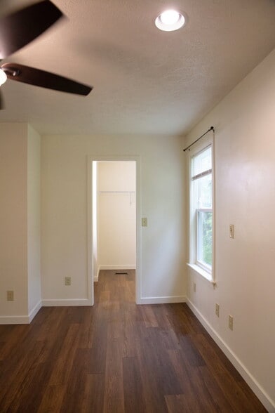 Building Photo - 204 Potomak Trail