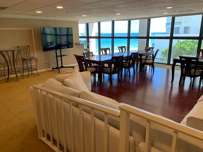 Building Photo - 3115 S Ocean Blvd