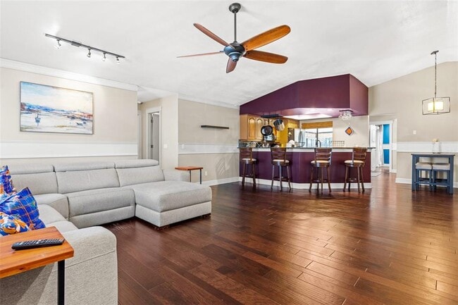 Building Photo - 6701 Leeward Isle Way