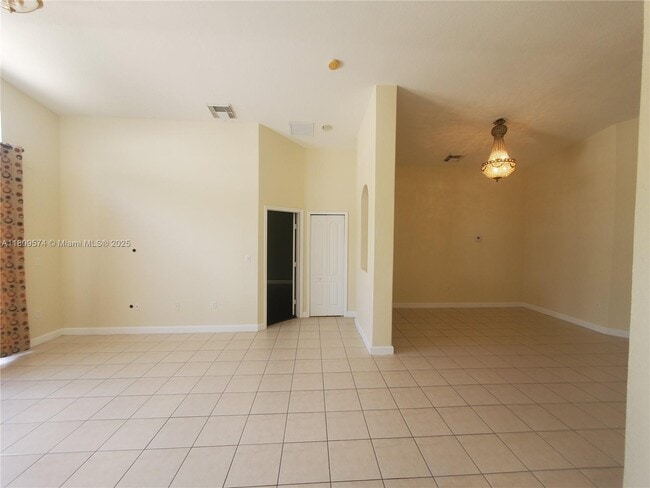 Building Photo - 15435 SW 24th Terrace