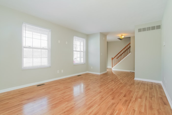 Building Photo - 300 Mulberry Meadows Ct