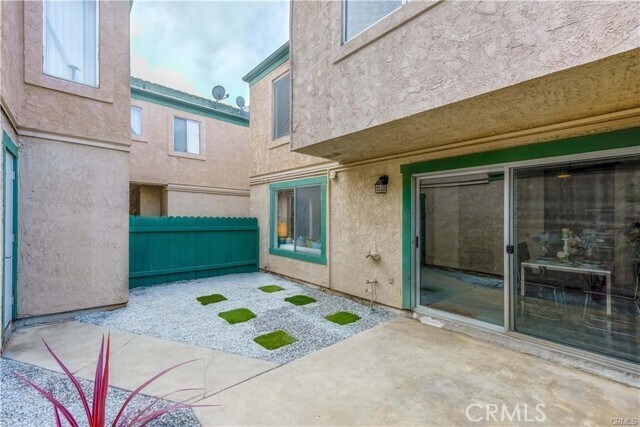 Building Photo - 9412 Shadowood Dr