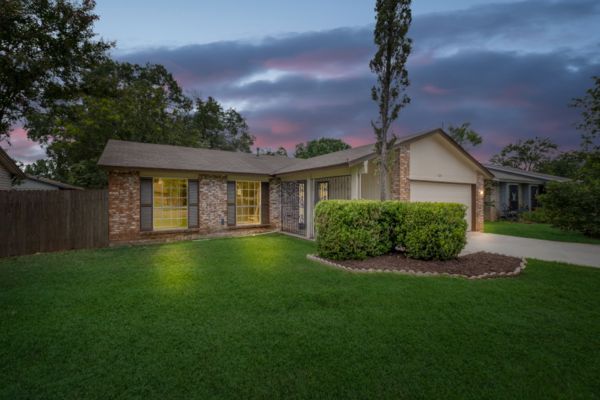 Building Photo - 9214 Cliffvale Street
