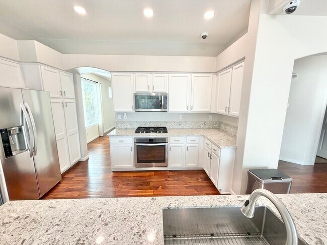Building Photo - Spacious 5-Bedroom Rocklin Home with Private Backyard Oasis