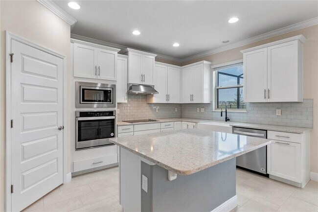 Building Photo - 16771 Oakboro St