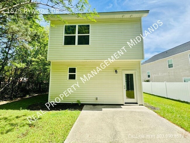 Building Photo - 1625 Bywood Dr