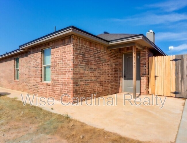Building Photo - 17815 Private Rd 2160