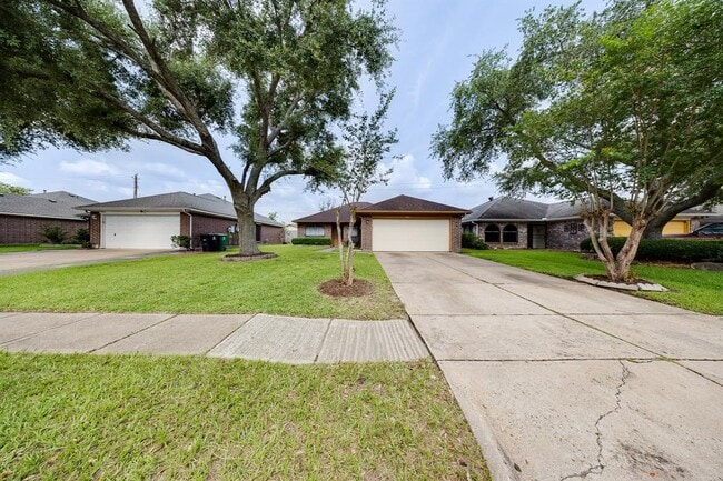 Building Photo - 12914 Townwood Dr