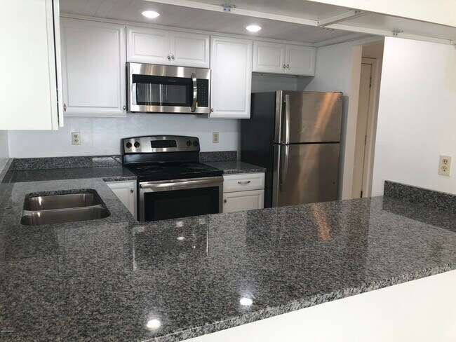 Building Photo - 1415 Ocean Shore Blvd