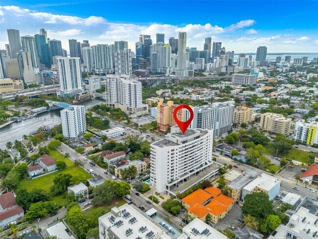 Building Photo - 36 NW 6th Ave