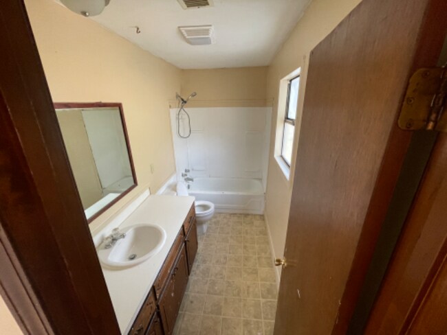 Building Photo - 109 Campground Loop