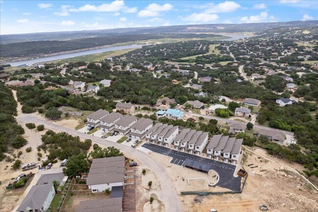 Building Photo - 1 month FREE rent Lake Travis Luxury!