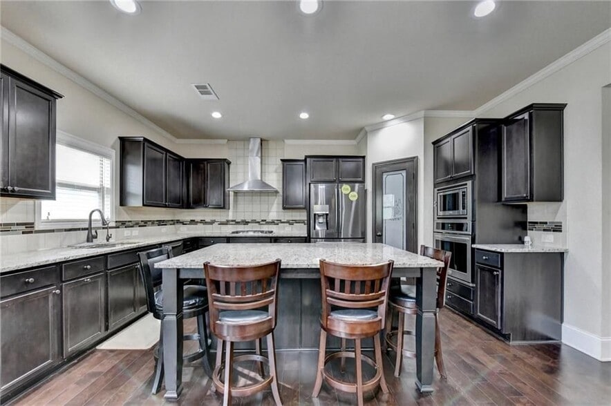 Building Photo - 2205 Copperfield Dr