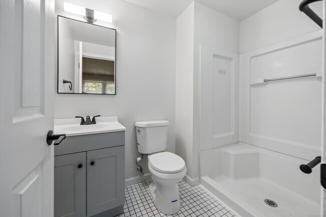 Building Photo - 145 Harbor Pond Dr