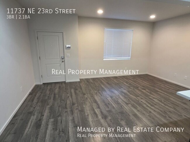 Building Photo - 11737 NE 23rd St