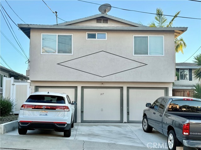 Building Photo - 317 Avenida Madrid