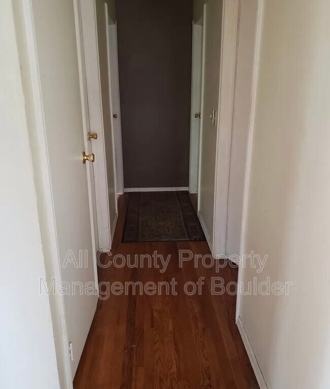 Building Photo - 1280 Linden Ave