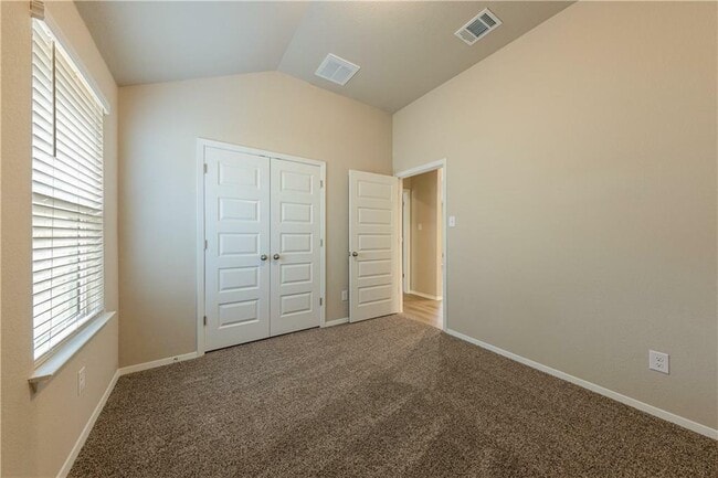 Building Photo - 5705 Respinto Dr