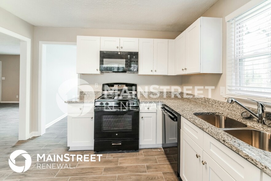 Building Photo - 723 Osco Pkwy