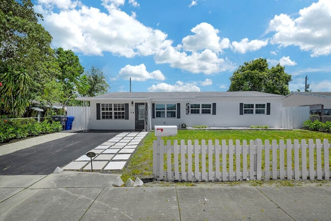 Building Photo - 7141 Raleigh St