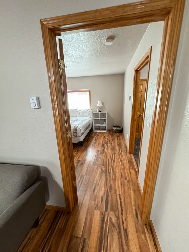 Building Photo - Theater Apartments Beulah