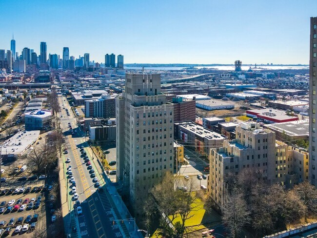 Building Photo - 201 Cornelison Ave