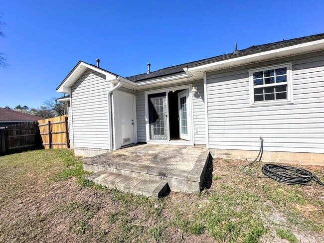 Building Photo - Branching Out in Laurel Oaks