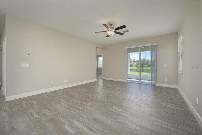 Building Photo - 6227 Blue Runner Ct