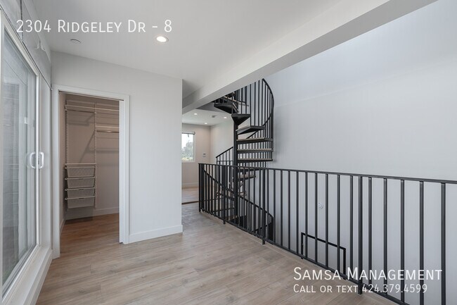 Building Photo - 2304 Ridgeley Dr